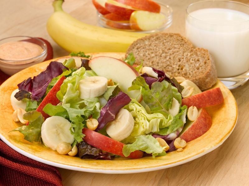 Apple Banana Salad with Peanuts