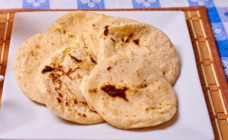 Pupusas Revueltas